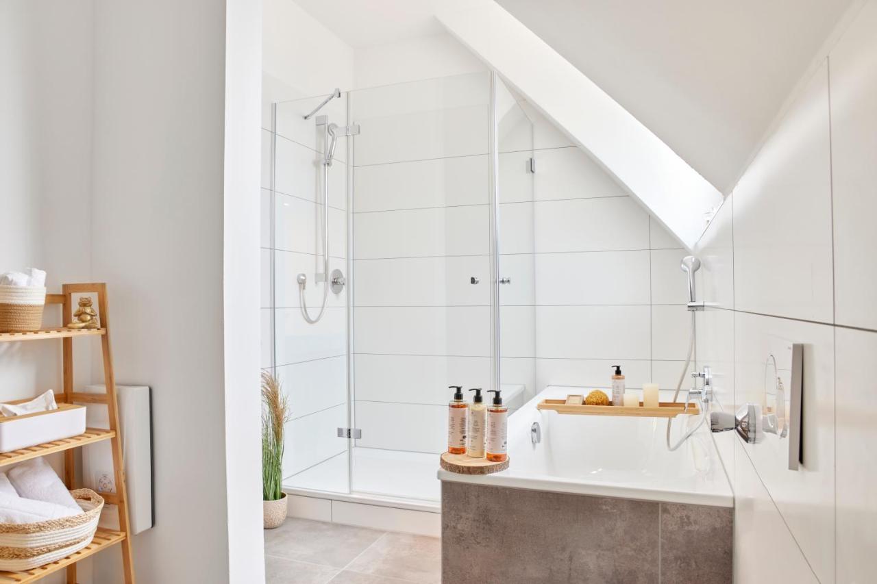Schlossberg Residences - Xxl-Design-Apartment Mit Schlossblick Fuer Bis Zu 12 Personen ชเวทซิงเงน ภายนอก รูปภาพ