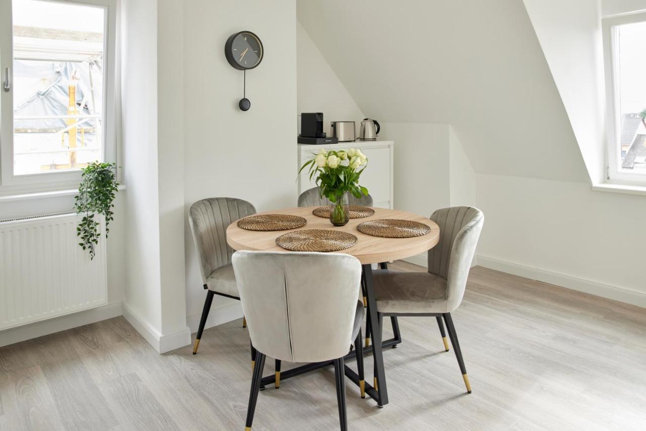 Schlossberg Residences - Xxl-Design-Apartment Mit Schlossblick Fuer Bis Zu 12 Personen ชเวทซิงเงน ภายนอก รูปภาพ