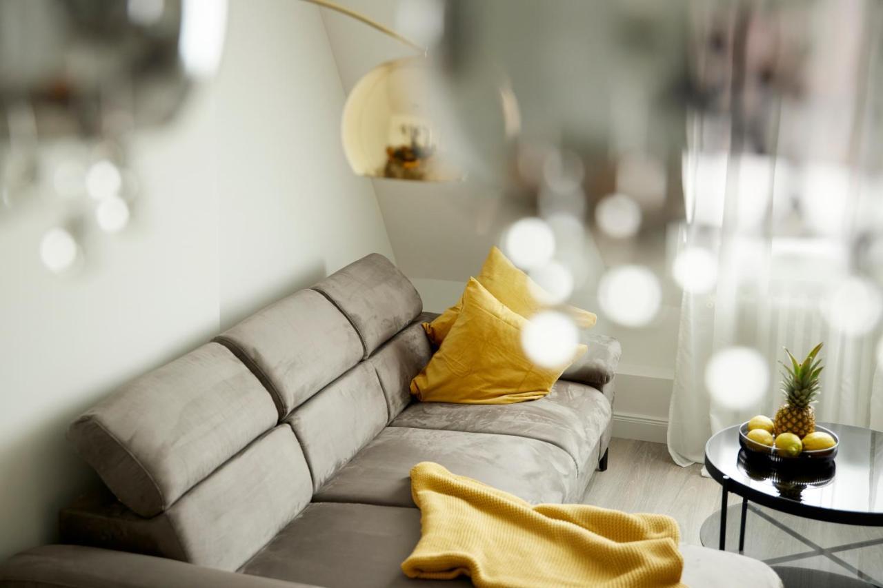 Schlossberg Residences - Xxl-Design-Apartment Mit Schlossblick Fuer Bis Zu 12 Personen ชเวทซิงเงน ภายนอก รูปภาพ