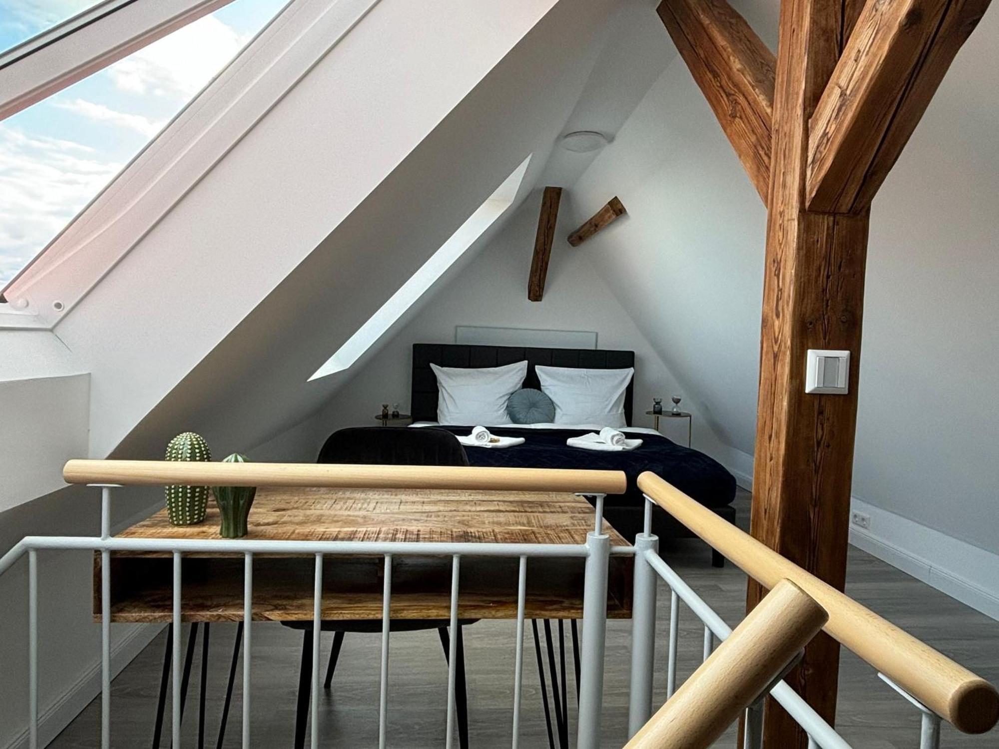 Schlossberg Residences - Xxl-Design-Apartment Mit Schlossblick Fuer Bis Zu 12 Personen ชเวทซิงเงน ภายนอก รูปภาพ
